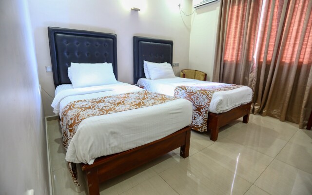 Lazaani Hotel Colombo