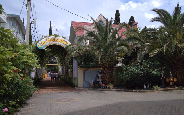 Dom na Alleynoy Guest house