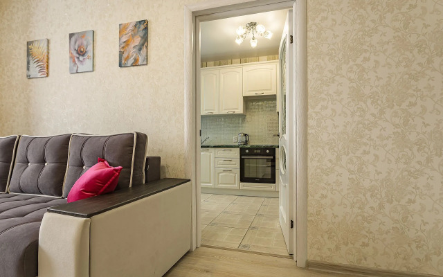 Uyutnaya I Svetlaya Ryadom S Metro Flat
