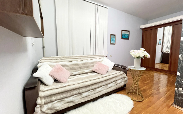 Апартаменты Уютные в Центре Города на Аллее Героев