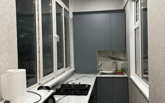 V Vysotke Flat