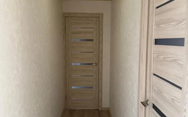 Dvukhkomnatnye 1b Apartments