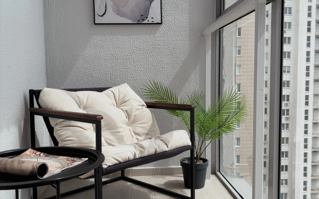 Sinyaya Osen U Metro Grushevskaya Flat