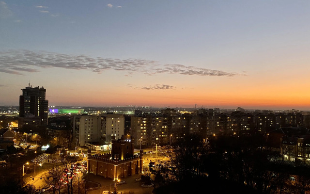 Апартаменты ApartMari Шикарные 4-комнатные апартаменты Лофт в центре