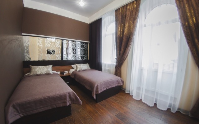 Alekses Hotel
