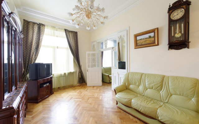 14 Two-Room Apartment