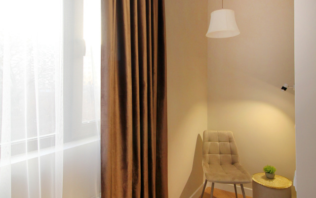 Modern Spacious And Elegant Apt Apartments