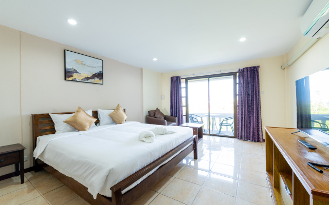 Отель Hillside Resort Pattaya