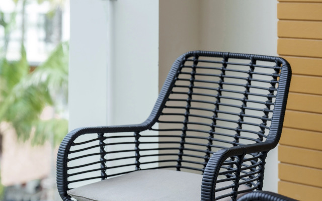 Pool View 1310 Wyndham Condo Apartments