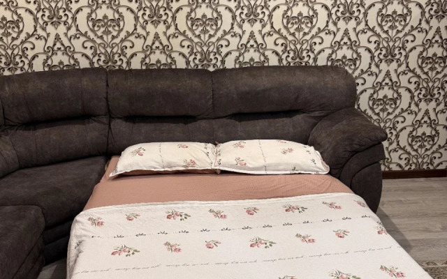 Квартира улица Садыка Азимова 63