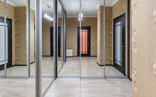 LS Kremlevskaya Flat