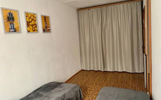 Апартаменты у Летного Училища