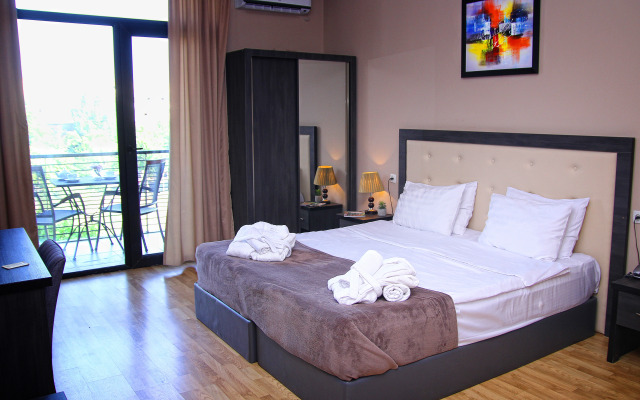 Rogalux Hotel