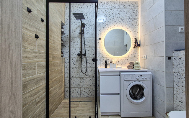 Dvukhurovnevaya Na 12 Etazhe S Vozmozhnostyyu Beskontaktnogo Zaseleniya Flat