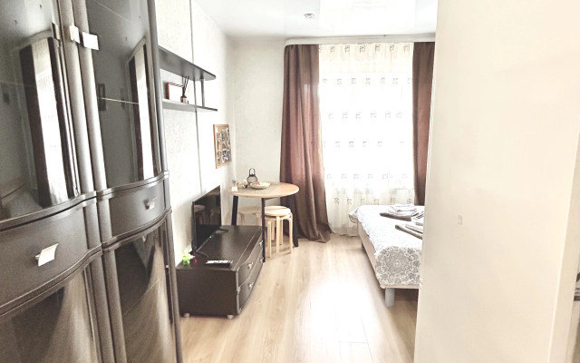 Ell Apartments