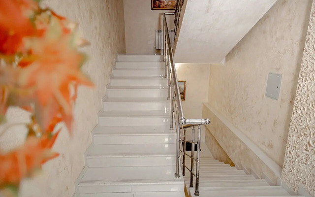 Nika Guest House