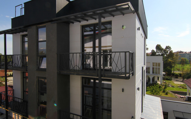 Tri Shaga Do Morya Flat 5