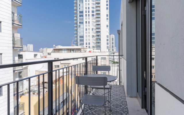 Blueground at Florentin ID25 Apartments