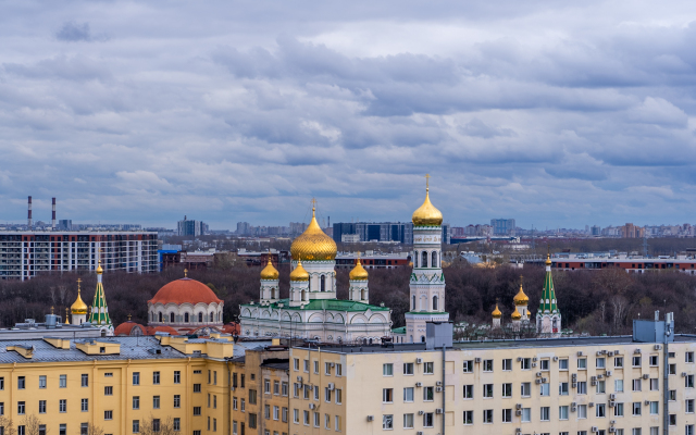 Stilnaya Studiya Ryadom S Tsentrom Flat