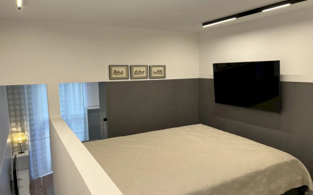 Апартаменты 312 Двухуровневые Крымская 3/4