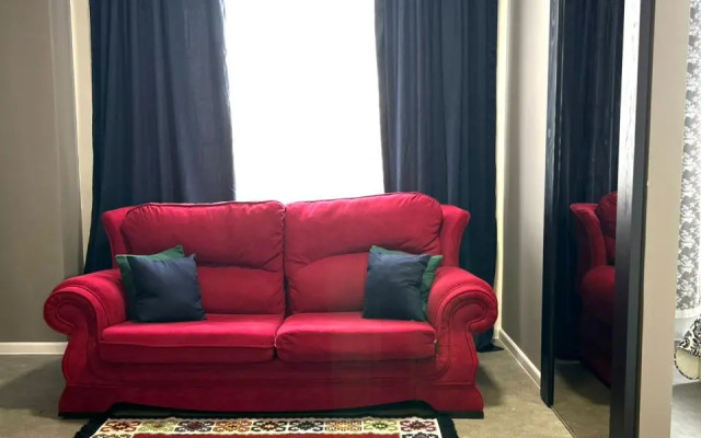 Квартира в Октябрьском районе для четверых