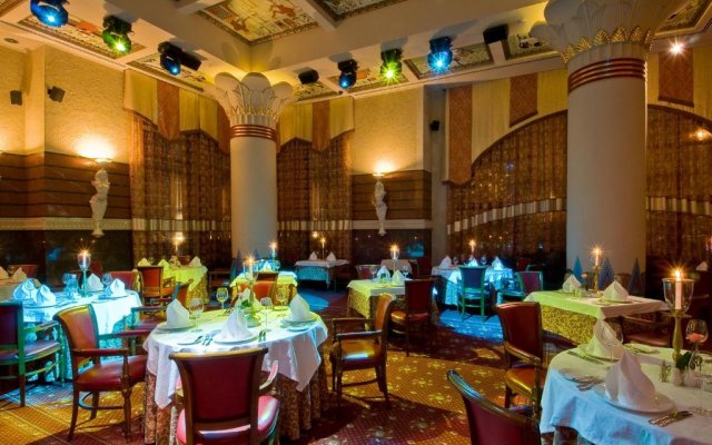Aton Hotel