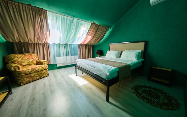 Эко отель "Лосиный двор"