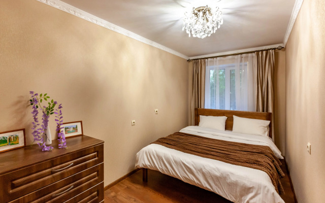 Квартира Уютная Трехкомнатная Квартира в Кисловодске