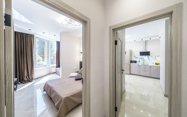 Luxury v Tsentre Sochi Flat