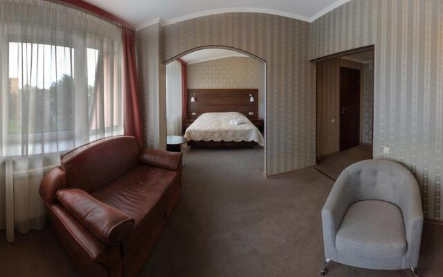Avrora Hotel
