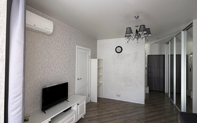 Svetlaya Uyutnaya V Udobnom Rayone Flat