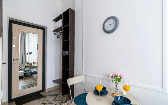 Versailles Apartments