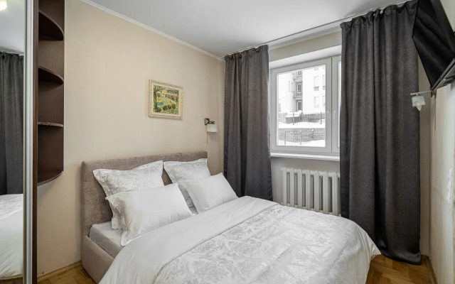 Апартаменты Обойная 4/1