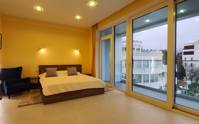 V ZhK Leto Apartment