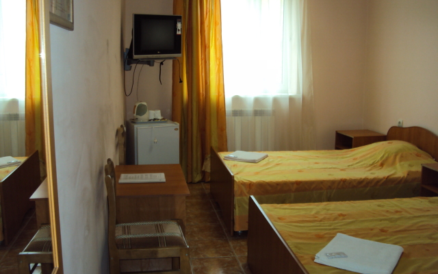 Maks Hotel