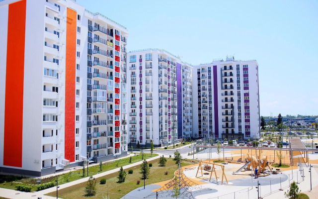 Stilnaya Yevrodvushka S Vidom Na Gory Flat