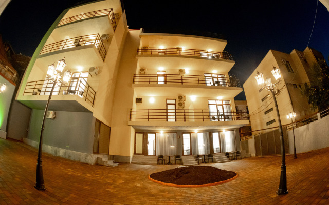 Отель Urban Blis