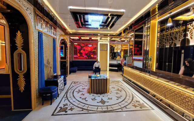 Camphor Hotel