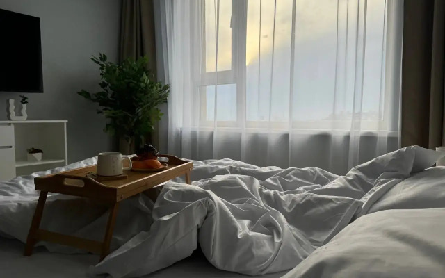 Квартира Стильная Cтудия с Видом на Золотой Мост