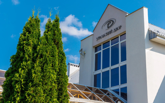 Отель Уральский Двор