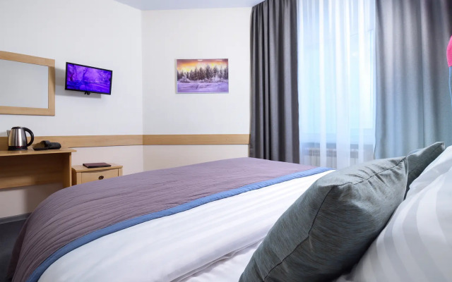 Novoteh Hotel