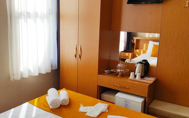 Lebon Hotel Old City
