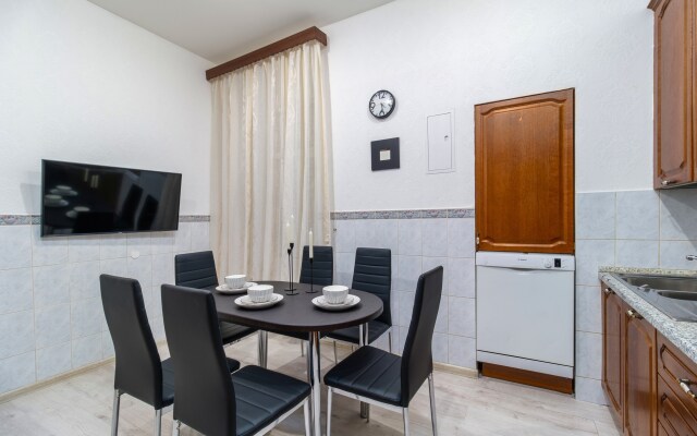 3 Spalni U Nekrasovskogo Sada Apartments