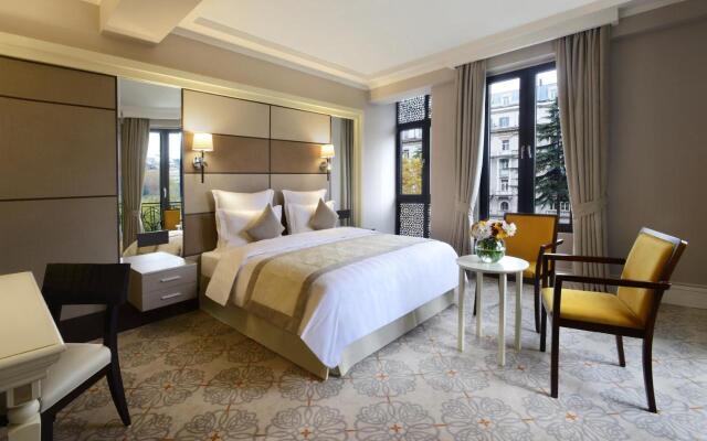Ambassadori Hotel Tbilisi