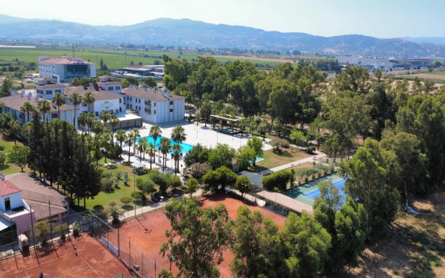 Yahura Hotel