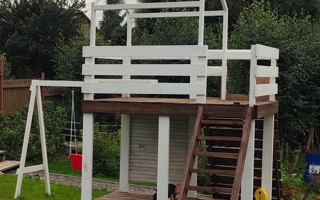 Uyutnyiy domik s baney Guest House