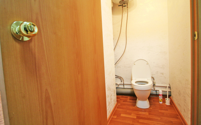 Art-Galereya Na Vostochnoy Posutochno Kirishi 2k flat