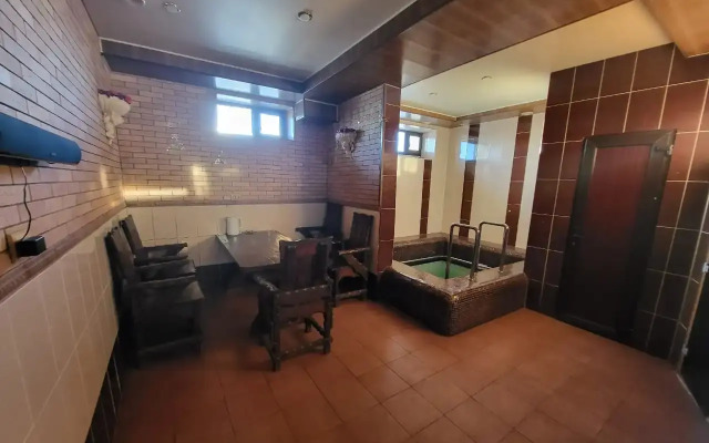 DeLyuks Mini-Hotel