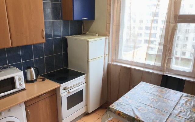 G-Kvartal Geroyev 3 Apartments