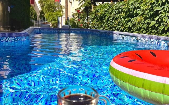 Eklips Hotel